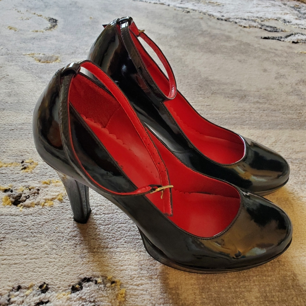 Delicious heels - Picture 3 of 10
